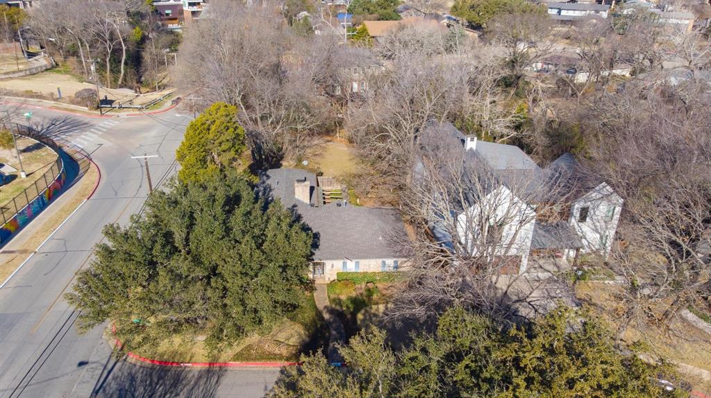 6805 Carolyncrest Drive