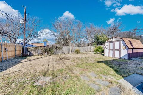 Tiny photo for 1429 Spring Willow Drive, Arlington, TX 76018 (MLS # 21173819)
