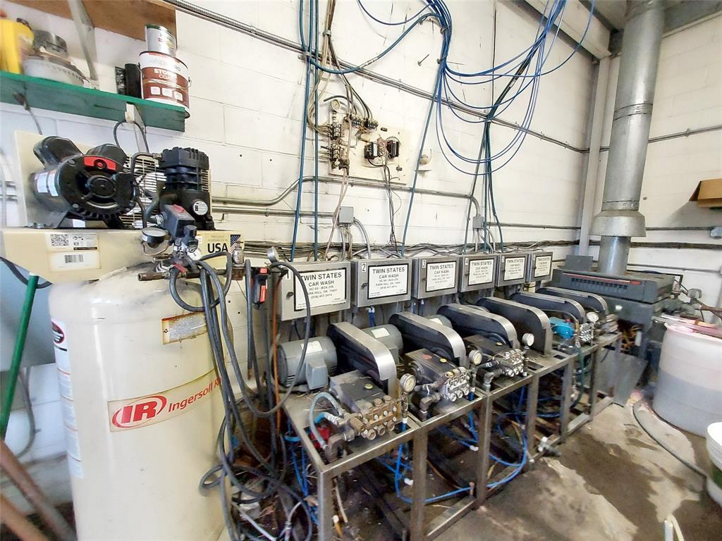 Wolfe Plaza South Add - Commercial Sale