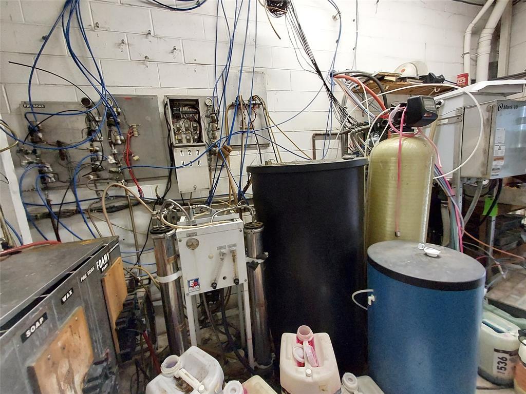 Wolfe Plaza South Add - Commercial Sale