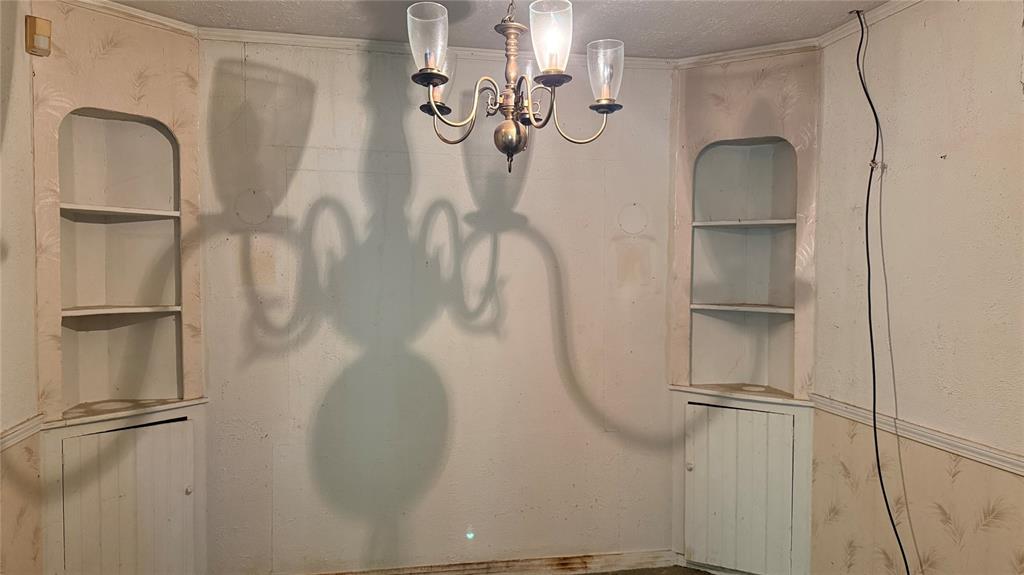 2319 Kathleen Avenue