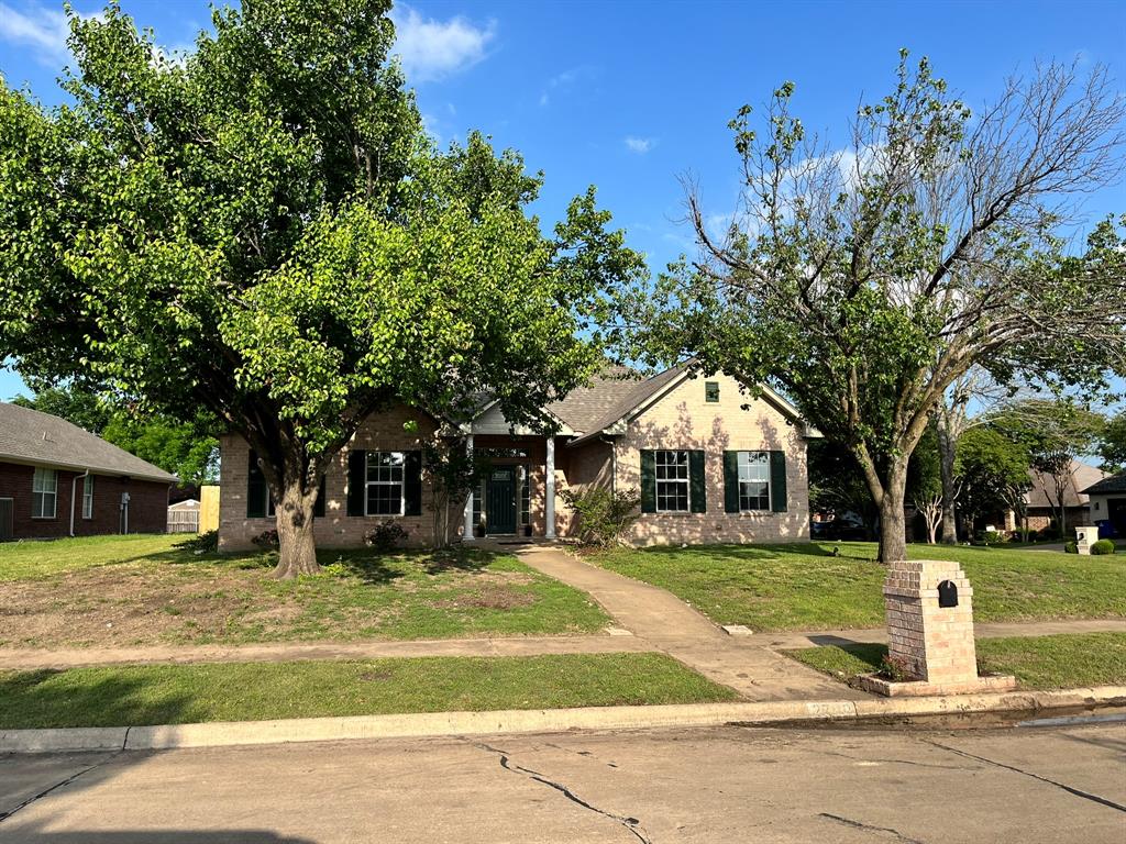 Casa Linda #12 - Residential