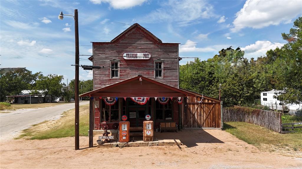 622 Main Street