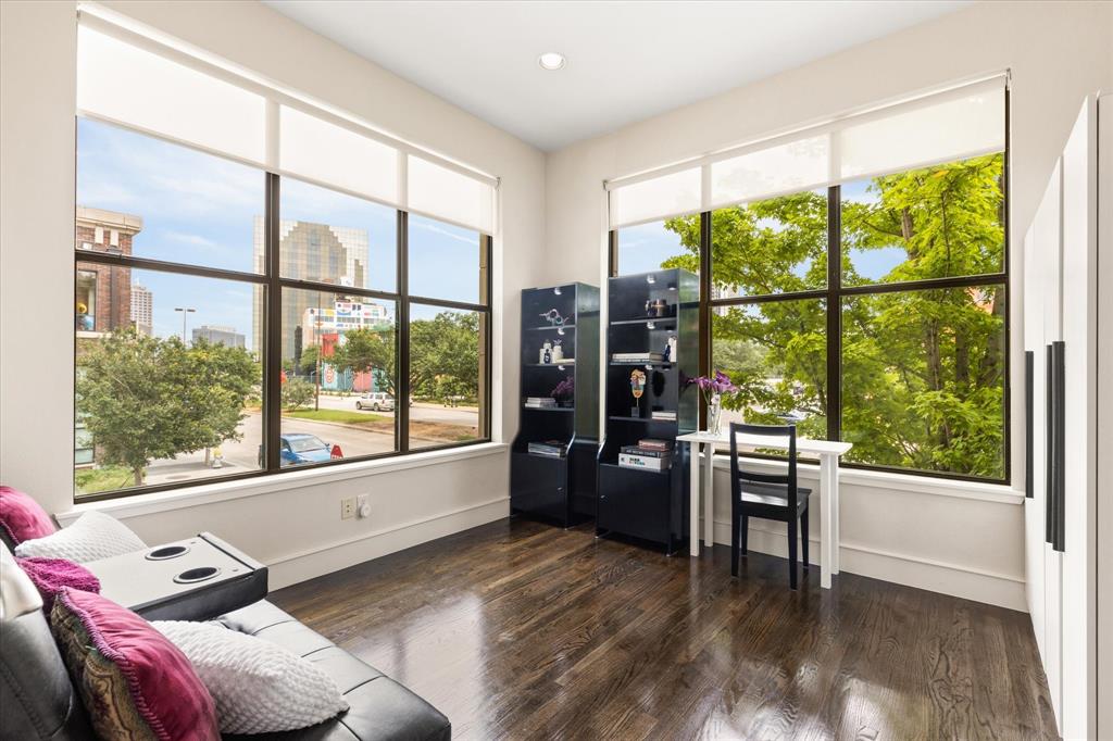 Twenty 01 Hundred - Residential