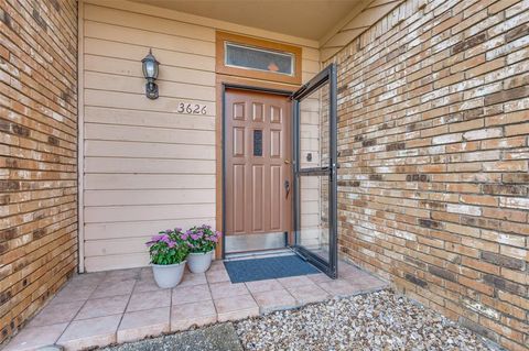 A home in Farmers Branch