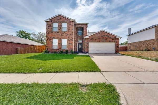814 WHITE DOVE DR, ARLINGTON, TX 76017 - Image 867c00c9df11d4169fb0bdaeec8b70bb/2147909826