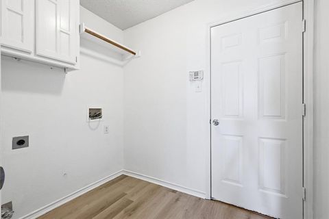 Tiny photo for 3107 Deerhollow Drive, Mesquite, TX 75181 (MLS # 21196367)