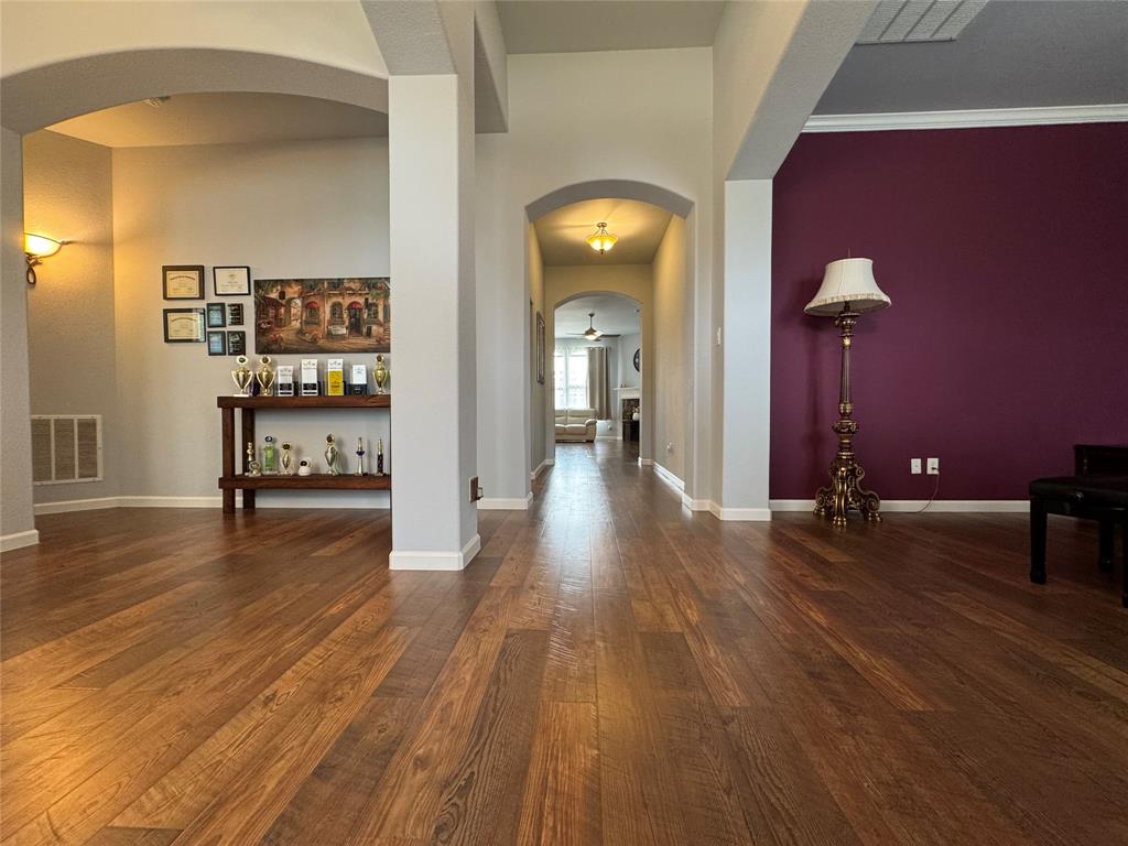 414 Lakefield Drive