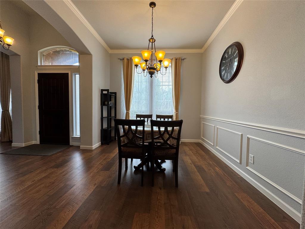 414 Lakefield Drive
