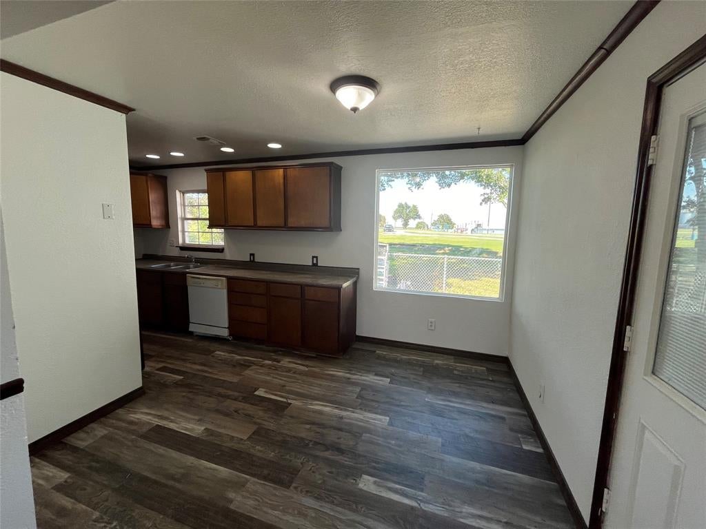 Photo of 1116 Highway 276, West Tawakoni, TX 75474 (MLS # 21409168)