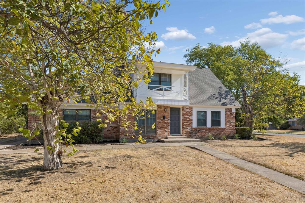 2047 Abshire Lane