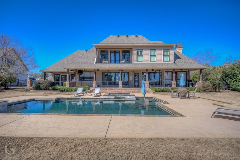 422 Bridgewater Circle