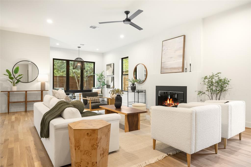 LAKE HIGHLAND ESTATES 3 - Residential