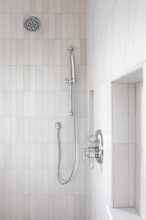 LAKE HIGHLAND ESTATES 3 - Residential