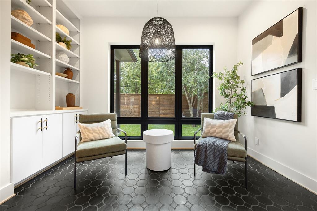 LAKE HIGHLAND ESTATES 3 - Residential