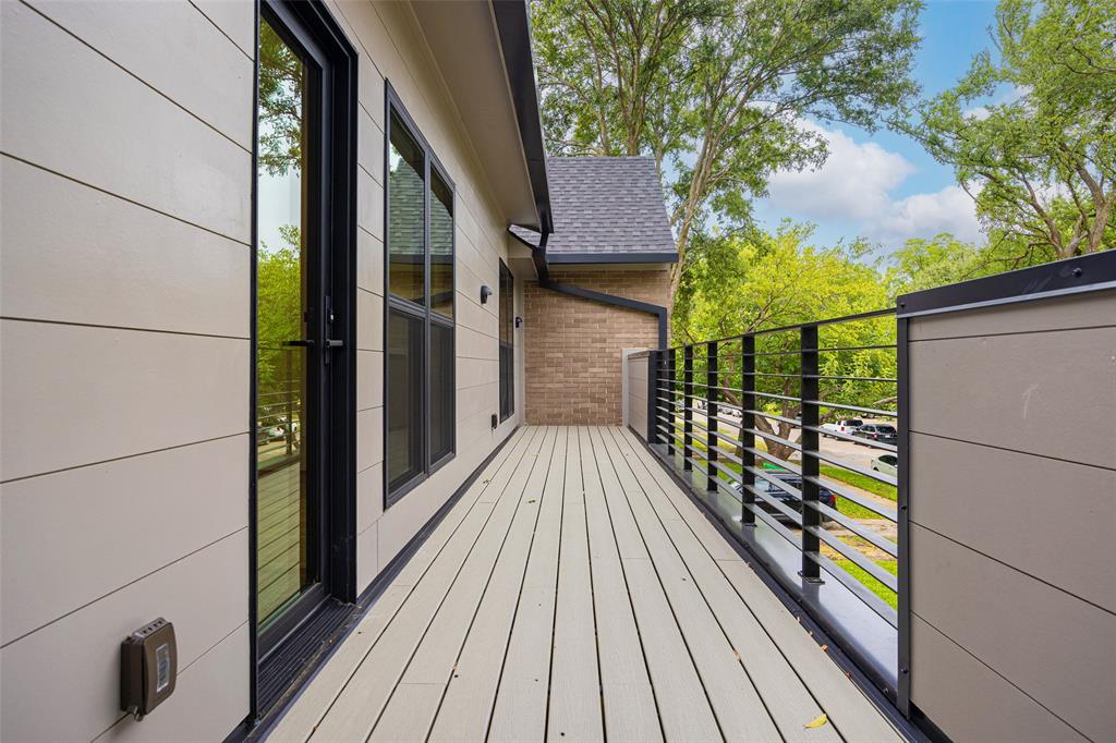 LAKE HIGHLAND ESTATES 3 - Residential