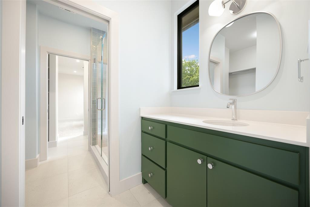 LAKE HIGHLAND ESTATES 3 - Residential