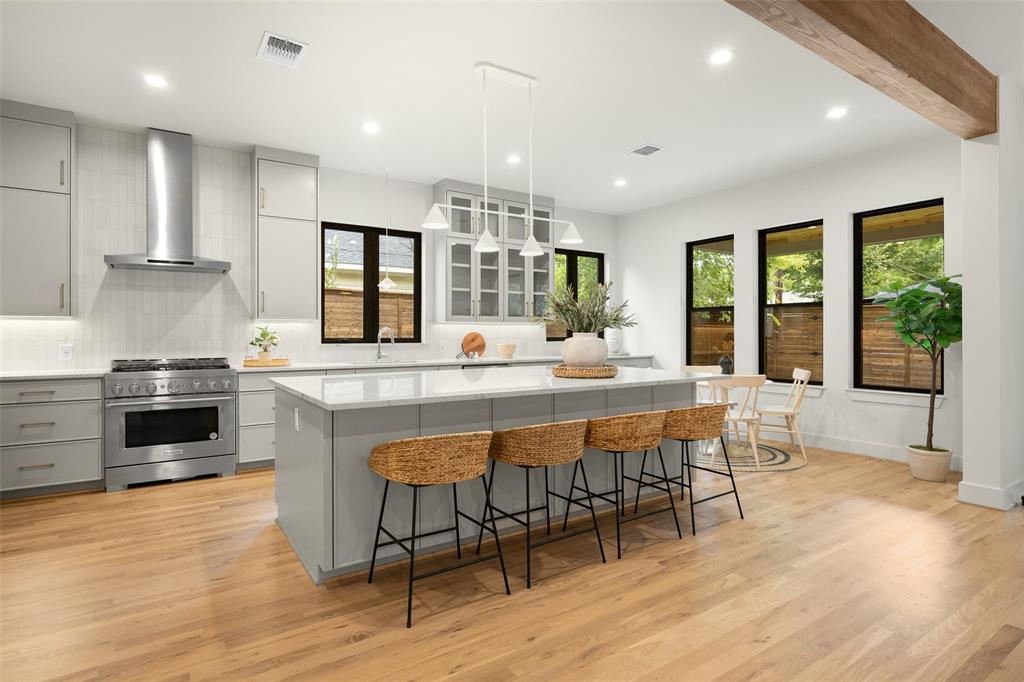 LAKE HIGHLAND ESTATES 3 - Residential