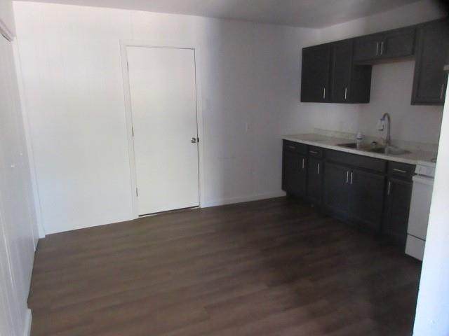 2655 Ash Crescent Street