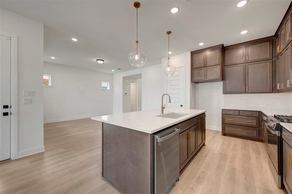 Painted Tree-Woodland West - Residential