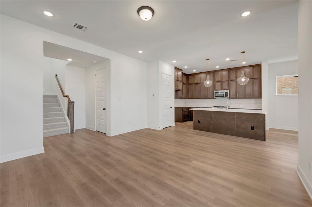 Painted Tree-Woodland West - Residential