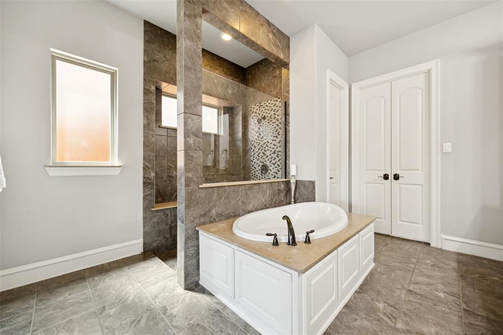 VillasAlto Vista - Residential