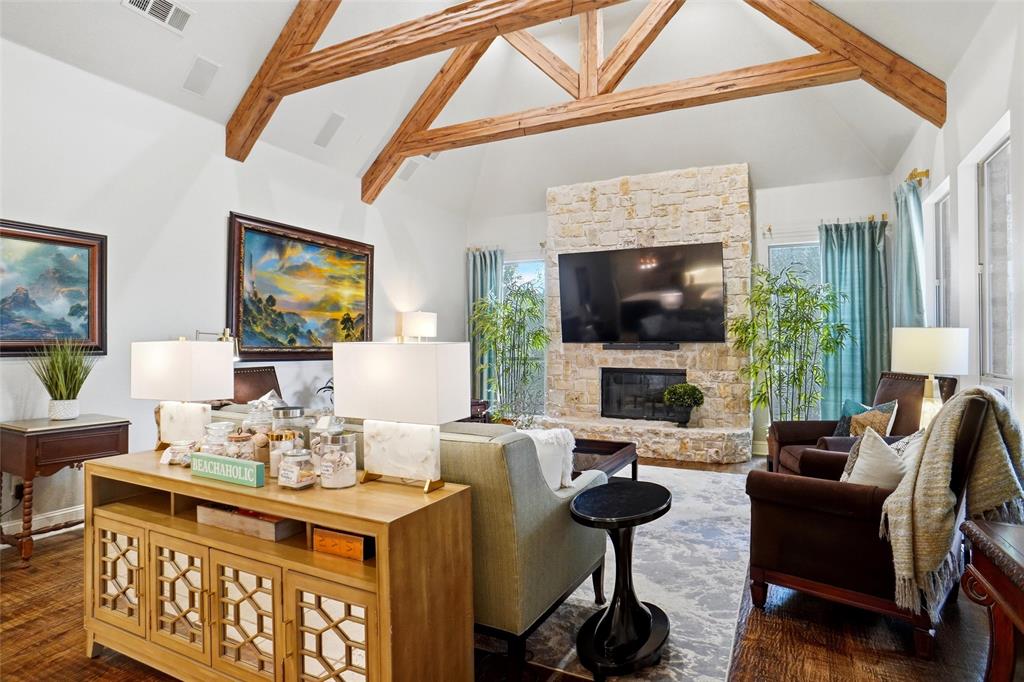 1804 Summit Court