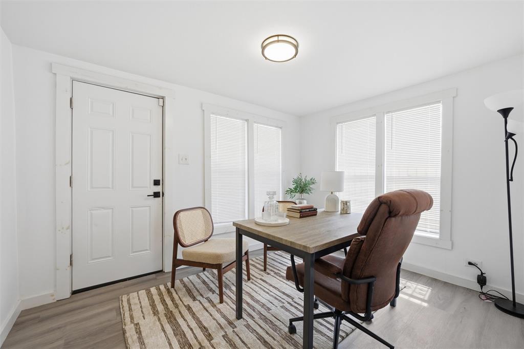 Central Villa - Residential