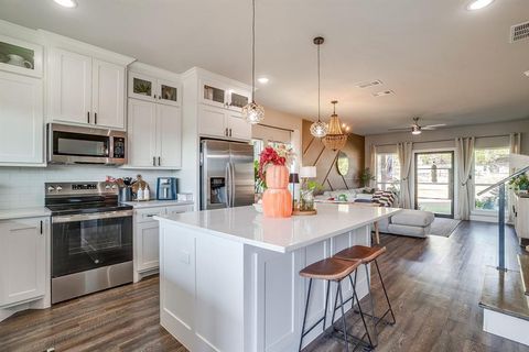 Tiny photo for 9720 Scenic View Court, Rio Vista, TX 76093 (MLS # 21101283)