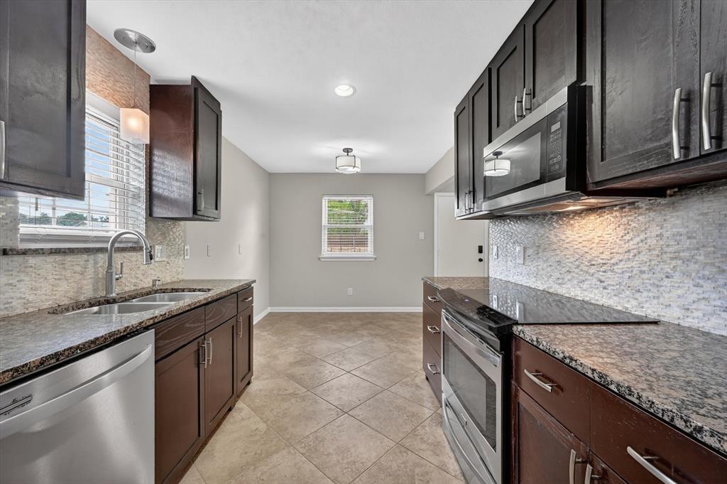 Braeburn Glen - Residential