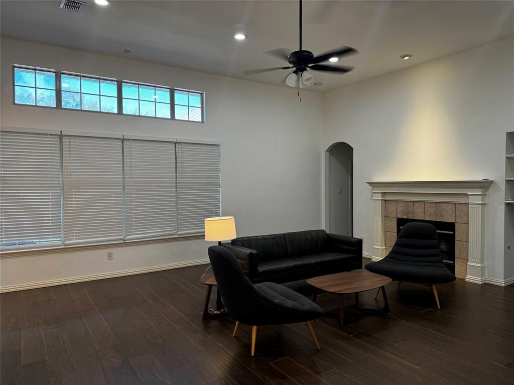 Churchill Crossing Ph B - Residential Lease