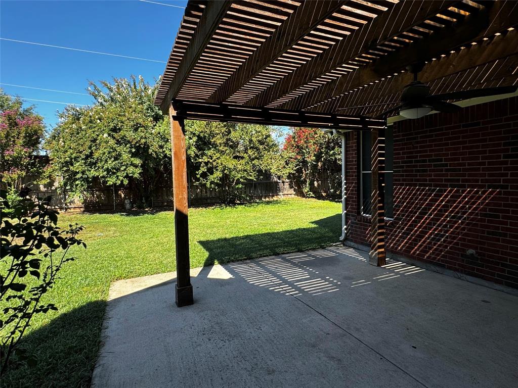 Churchill Crossing Ph B - Residential Lease