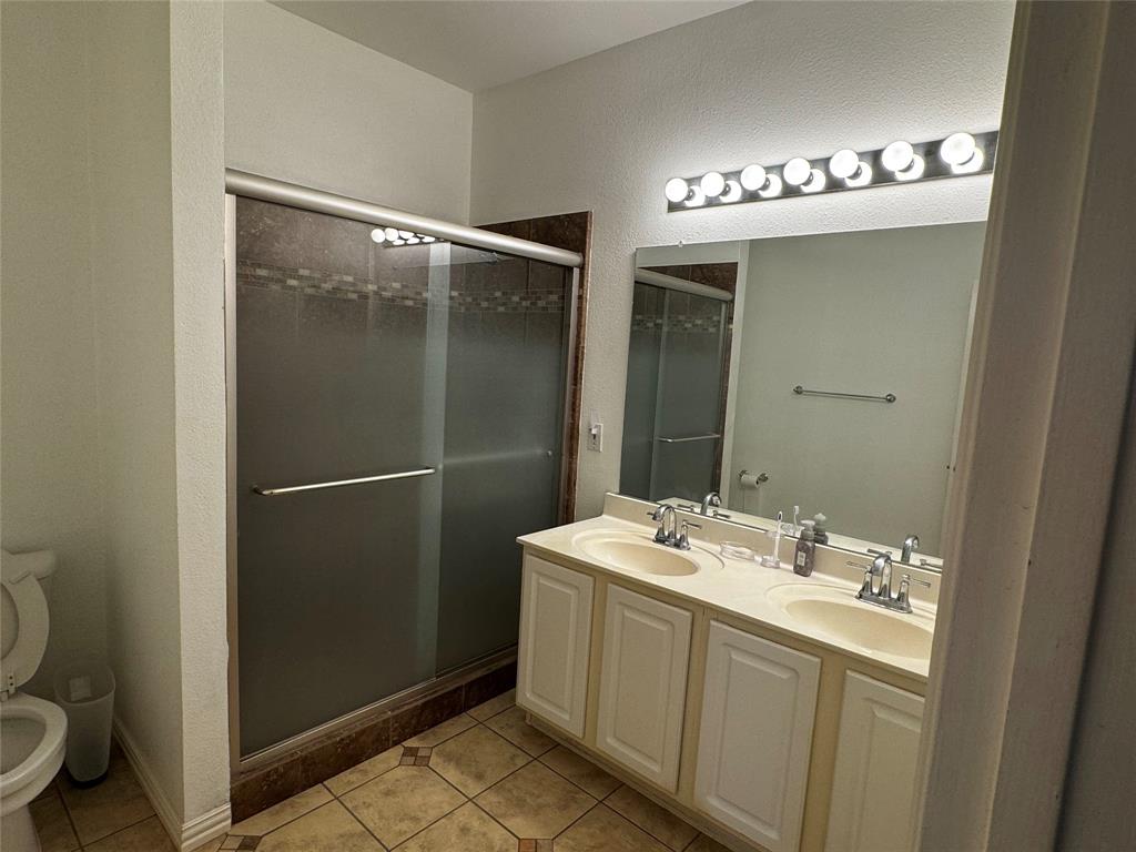 Churchill Crossing Ph B - Residential Lease