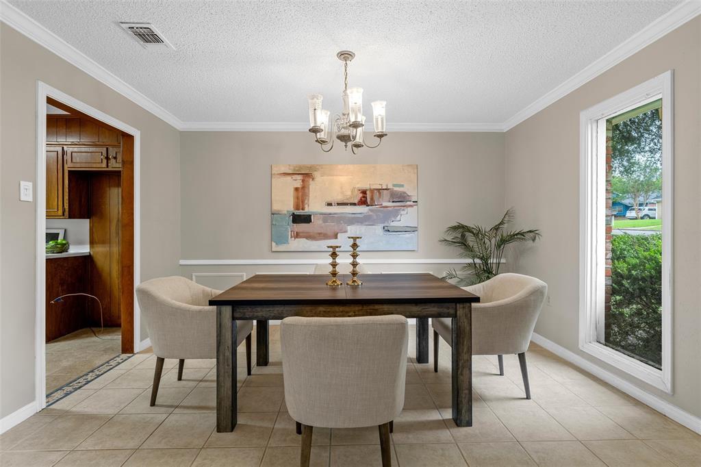 3301 Loma Vista Drive