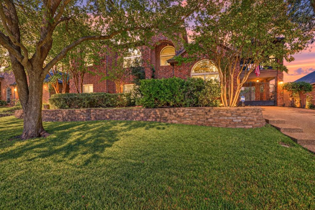 204 Castle Hill Drive