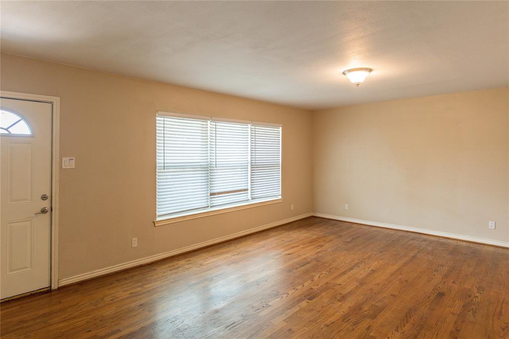 3211 Lockmoor Lane