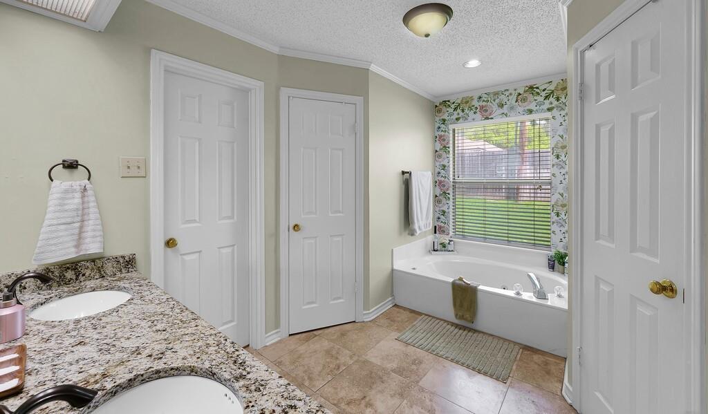 Oak Ridge - Residential