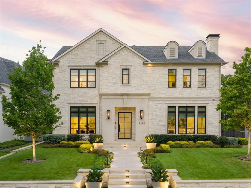 Stunning Transitional in UP on 68x140 corner lot w cast stone ext & open flrplan. Designed by archt William Briggs, built by Oxbridge Custom Homes in 2016 &curated by Robyn Menter Design. Elevated by current owners w designer upgrades incl custom lighting, paneling, wall coverings,window treatments, Savant Sys & mature landscaping. Foyer boasts tall ceilings, iron staircase, flanked by dining & formal living w stone FP & herringbone hardwoods throughout. Eat-in ktchn w custom cabinets, walkin pantry, butler’s, Thermador applncs, marble island open to fam rm w stone FP & wall of windows looking out to outdoors. Prim suite w sitting area & spabath. Freestanding tub w marble backsplash, marble & glass shower & elongated vanity. 2 walk-in closets w shelving & linen closet. 4 addtnl ensuite bedrms. Study w coffered ceiling & bookcases, ample storage, sep laundry & mudrm. Covered stone patio w electric screens, beadboard ceiling, FP & turfed yard. Complete w air cond 3-car gar & epoxy flrs.