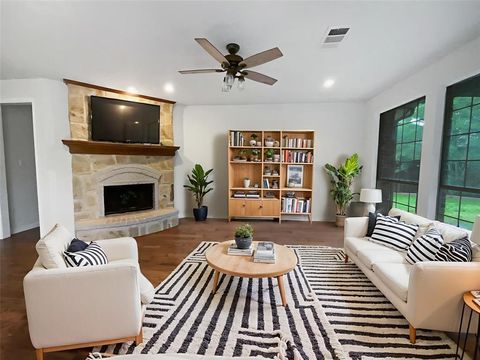 Tiny photo for 1600 Country Walk Drive, McKinney, TX 75071 (MLS # 21101210)