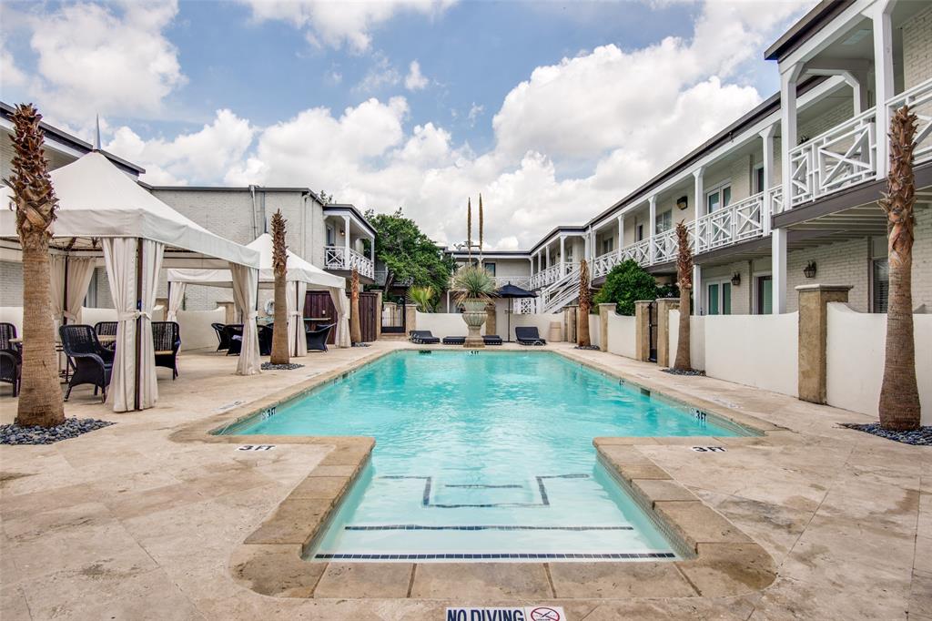 Bella Gardens Condos Bldg 5937 - Residential