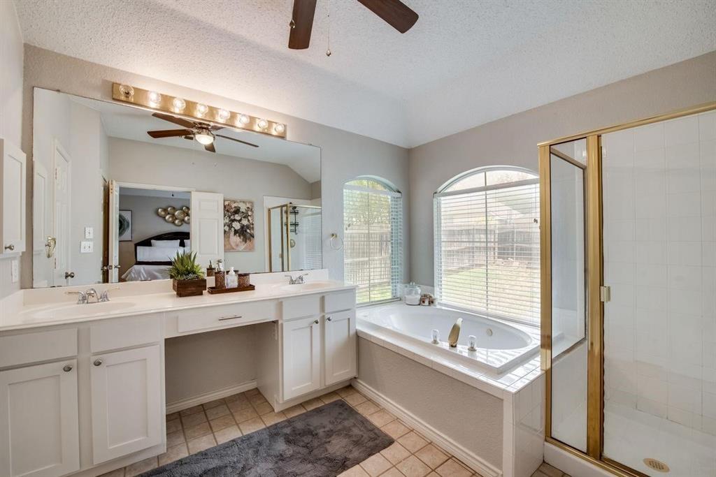 Mansfield, Texas 76063, United States, 3 Bedrooms Bedrooms, ,2 BathroomsBathrooms,Residential,Pending,118203