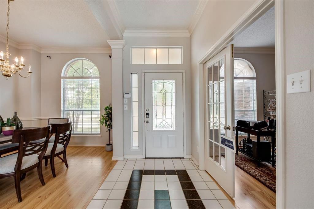 Mansfield, Texas 76063, United States, 3 Bedrooms Bedrooms, ,2 BathroomsBathrooms,Residential,Pending,118203