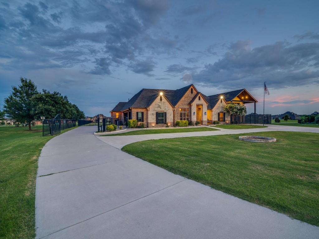 1505 Bell Haven Court
