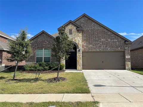 4111 Beamer Drive Forney TX 75126
