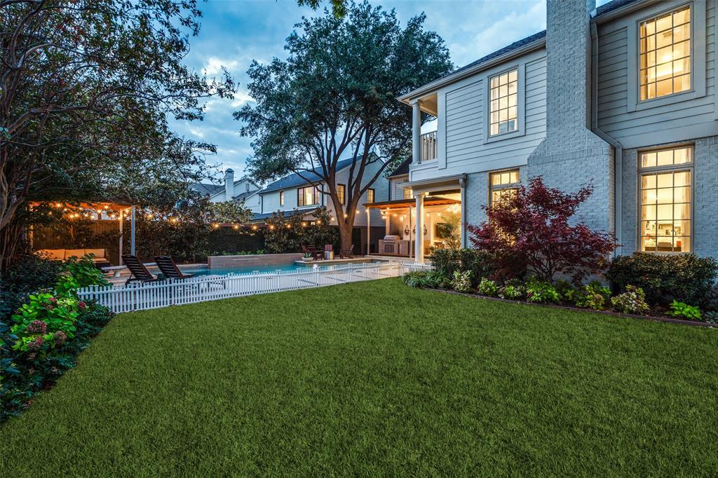 Caruth Hills 01 - Residential