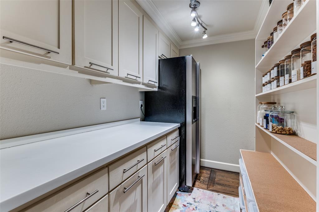 Caruth Hills 01 - Residential