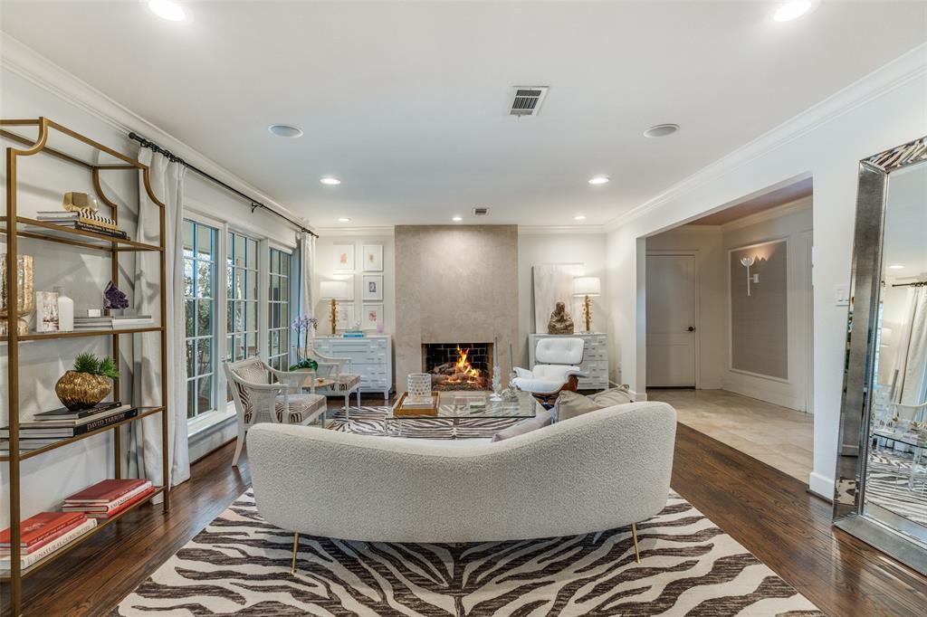 Caruth Hills 01 - Residential