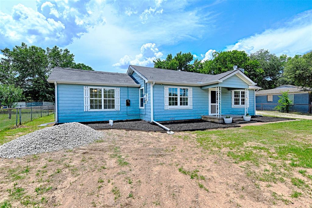 2619 E Seagoville Road