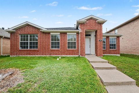 Photo of 2708 Hillside Drive, Wylie, TX 75098 (MLS # 21269466)