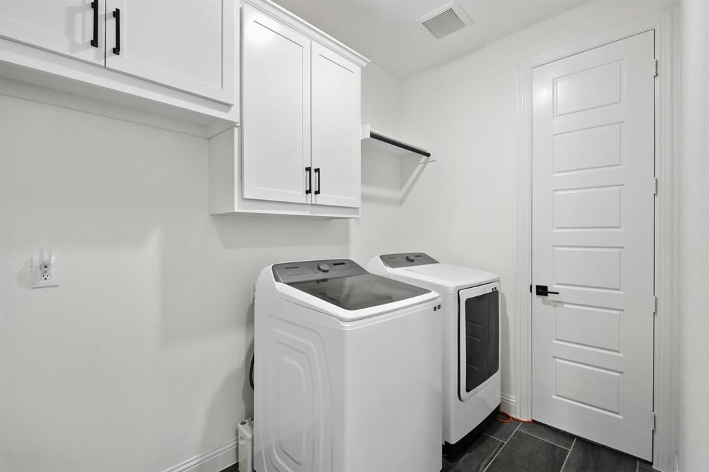 Dominion of Pleasant Valley Ph 3 - Residential